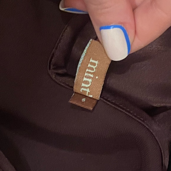 BROWN SLIP DRESS WITH FLOWER APPLIQUÉ - Picture 4 of 4